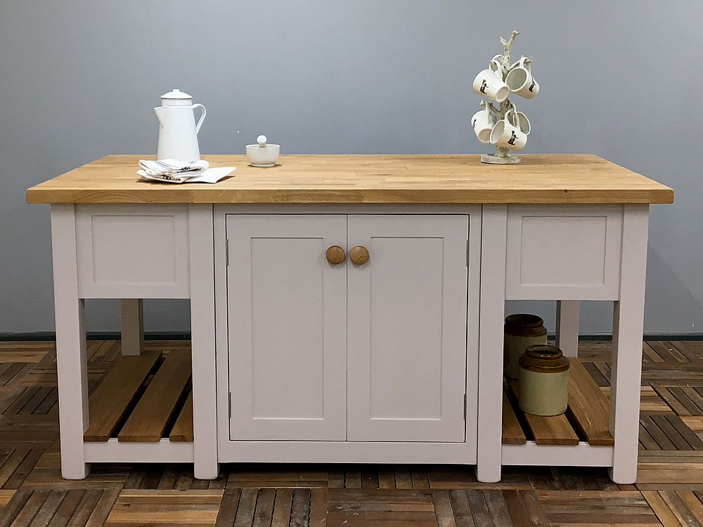Freestanding Kitchen Islands